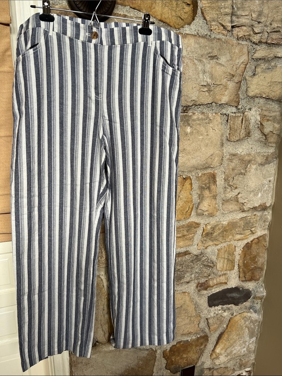 Chico's Pants - Comfy, Chic Summer Pants